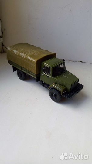 Модель автомобиля