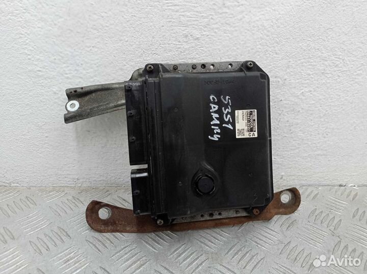 Блок управления двигателем Toyota Camry