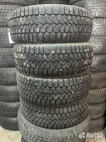 Yokohama Ice Guard F700Z 215/65 R16