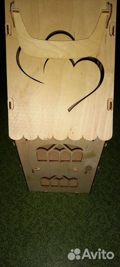 Домик кукольный,деревянный