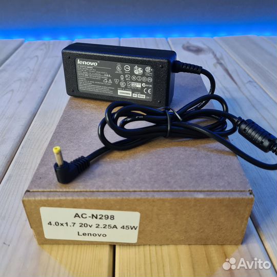Блок питания ноутбука Lenovo 4.0x1.7 20v 2.25A