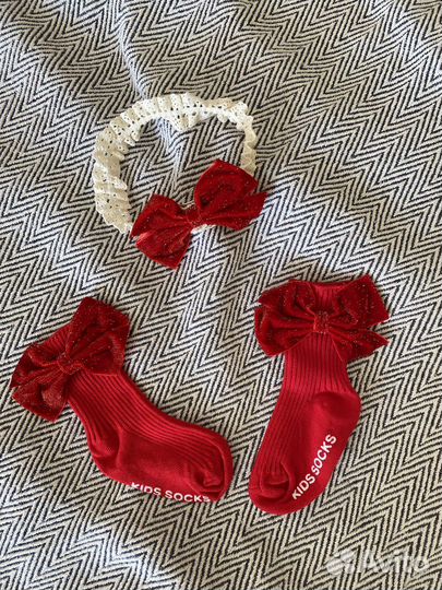 Детская повязка + носочки с бантиком, новые