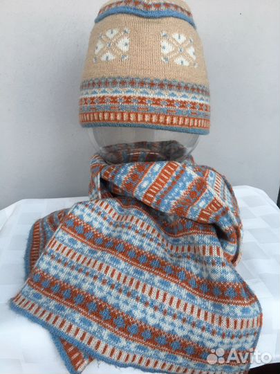 Комплект шапка и шарф женский шерсть