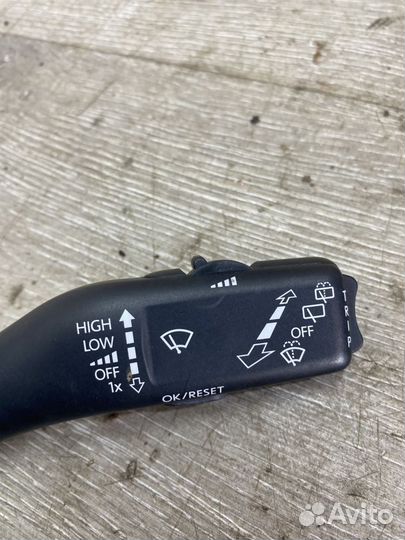 Переключатель подрулевой seat Toledo