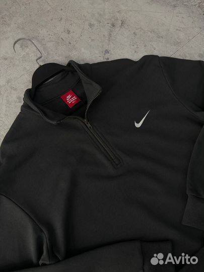 Джемпер Nike черный