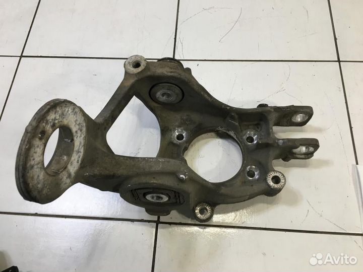 Кулак поворотный задний левый Audi A5 8T 8TA