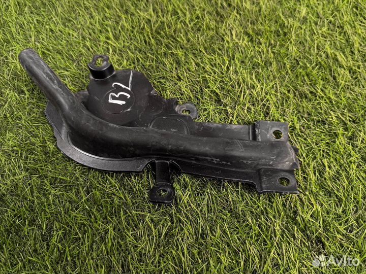 Уплотнитель капота левый Bmw 3-Series G20 2.0