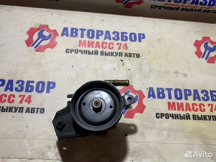 Насос гур nissan primera p10