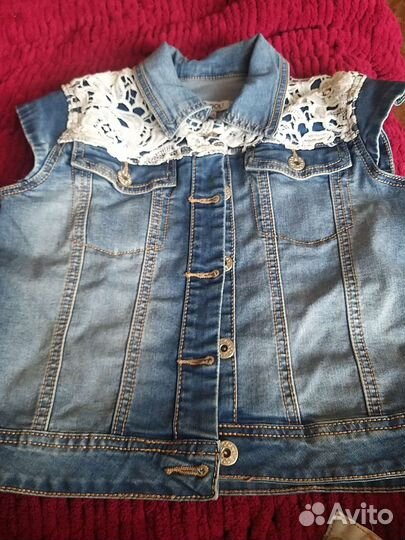 Джинсовая жилетка