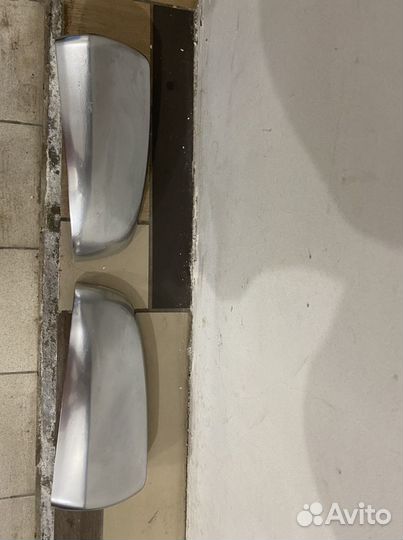 Серебристые накладки на зеркала для bmw x5