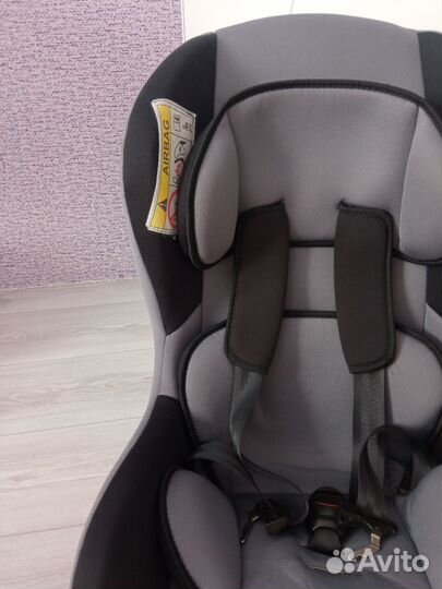 Автомобильное детское кресло от 0 до 18 кг