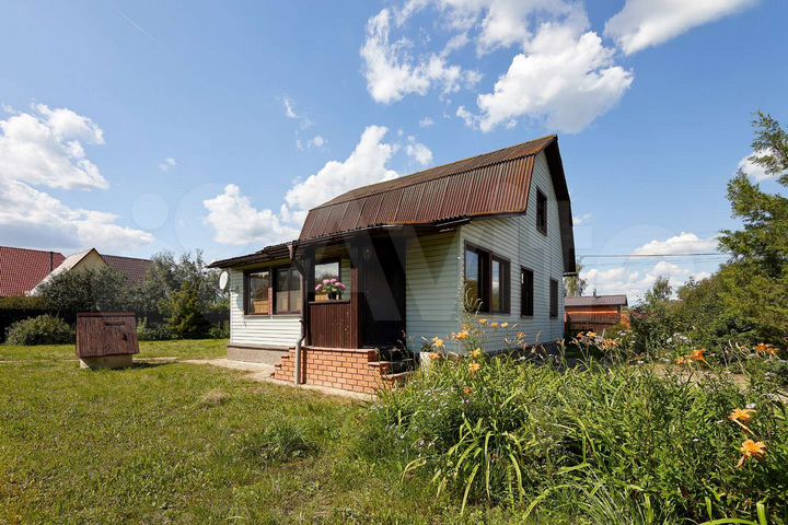 Дом 101 м² на участке 10,1 сот.