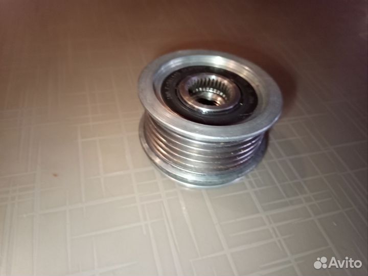 Шкиф генератора, обгонная муфта