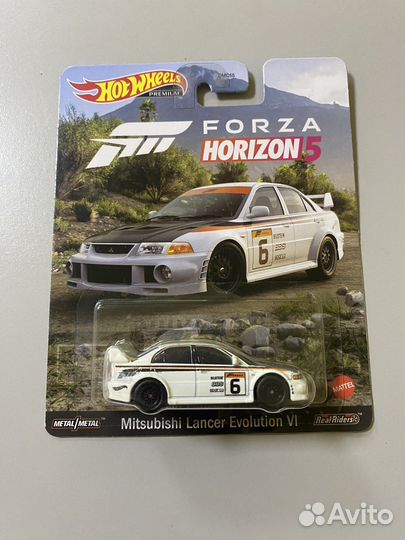 Модели Hot Wheels Premium разные