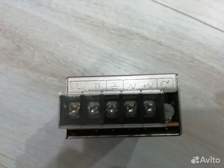 Блок питания 12В - 2.1А RS-25-12