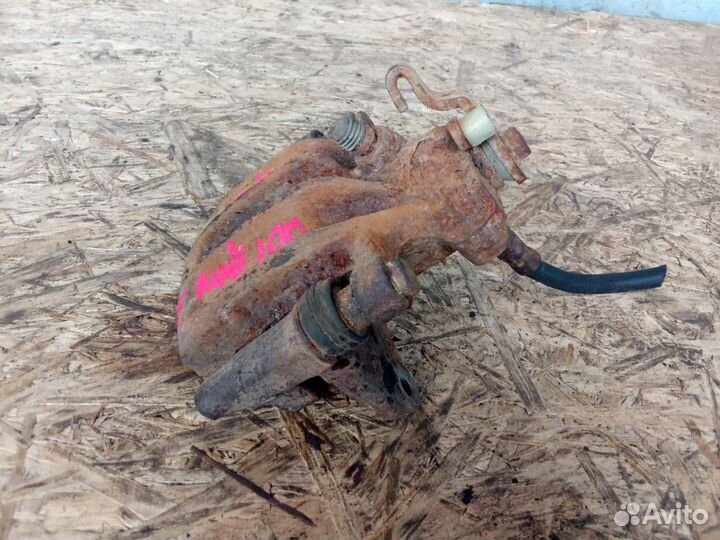 Супорт Задний левый Audi 100 C4