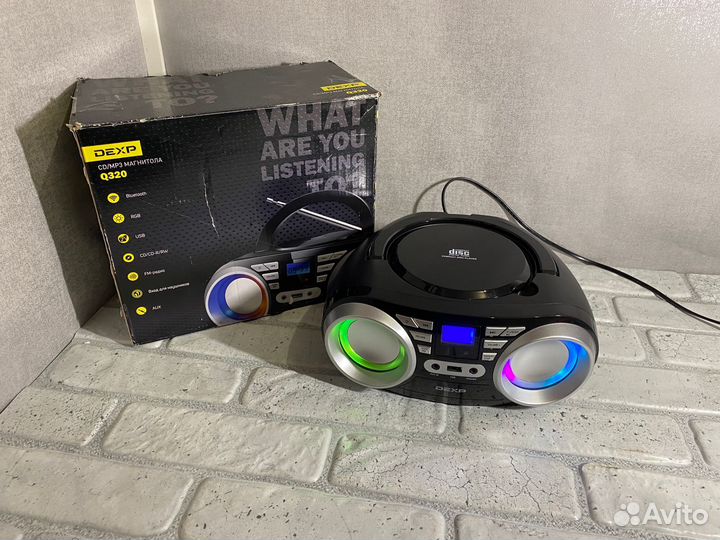 Магнитола Dexp Q320