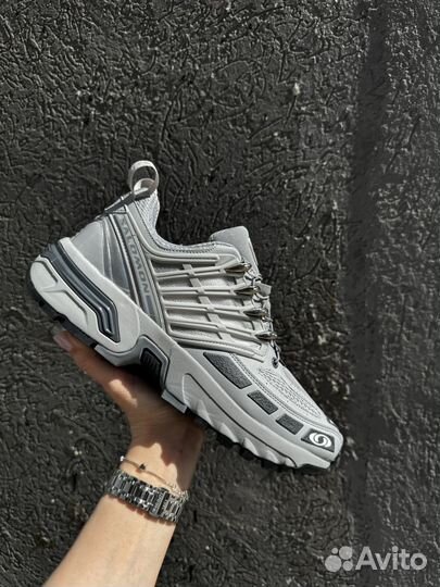 Кроссовки Salomon ACS Pro 'Metal Ghost Grey'