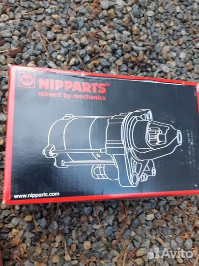 Стартер на Honda Civic Nipparts j5214024