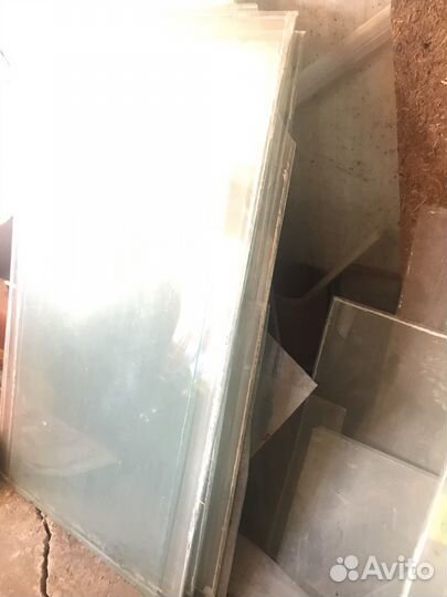 Отдам бесплатно стекло