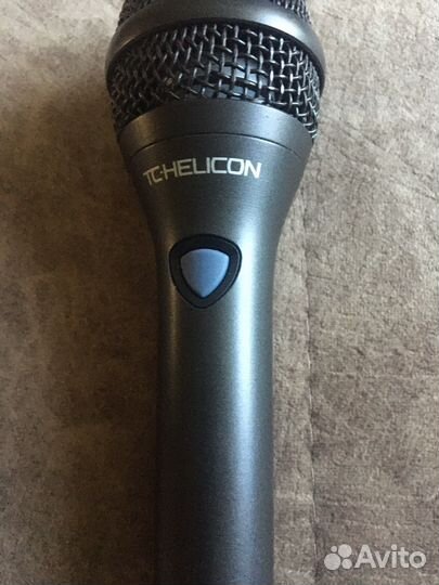 Микрофон динамический TC helicon