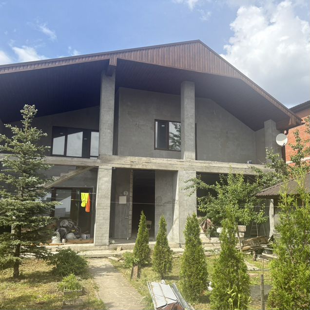 Дом 400 м² на участке 7 сот.