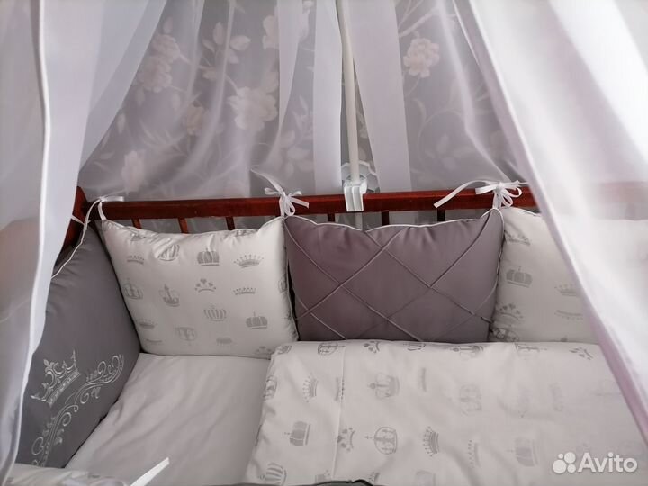 Бортики в детскую кроватку