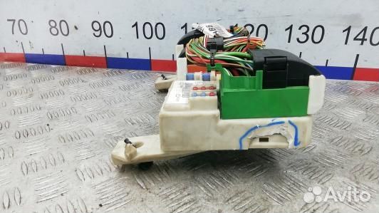 Блок предохранителей ford kuga 1 (XUK21M101)