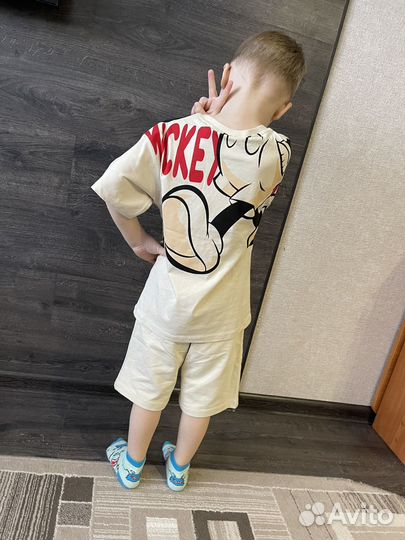 Костюм на мальчика zara 110