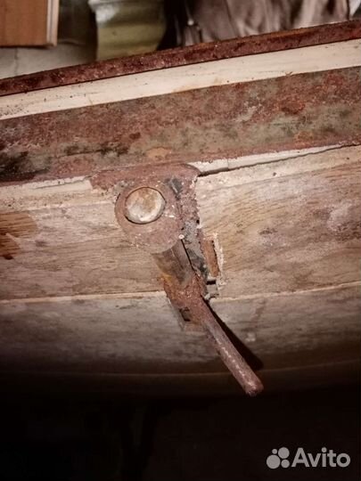 Продам железную дверь