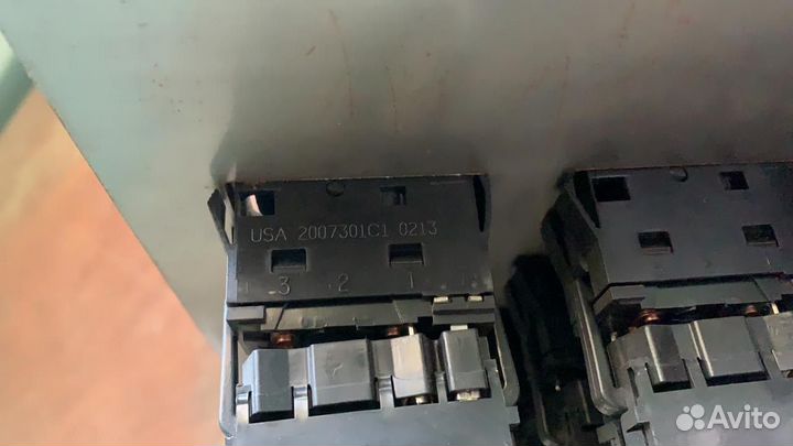 Панель приборов переключатели International