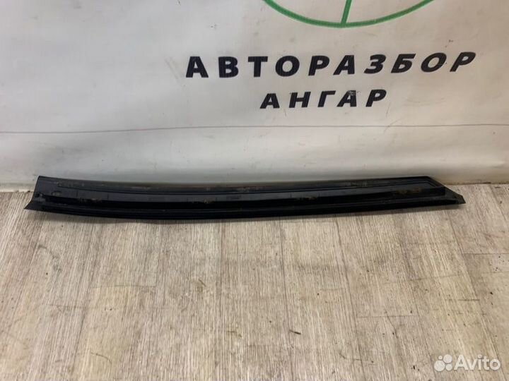 Молдинг на крышу передний правый Dodge Caliber