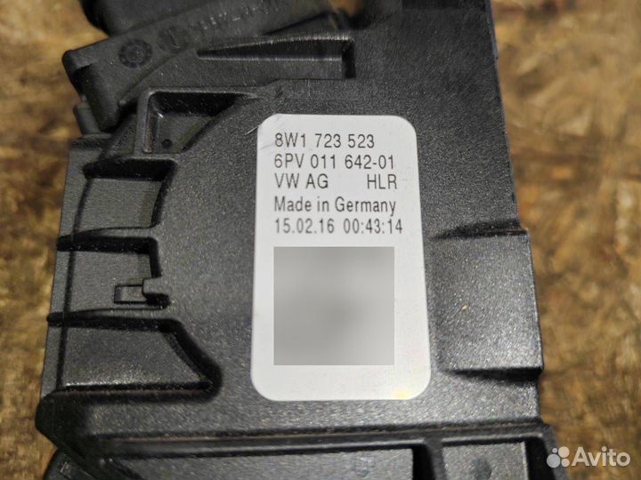 Педаль газа Audi A4 B9 2016 8W1723523