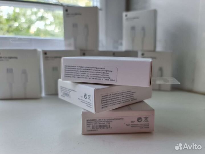 Кабель Apple USB-C to Lightning