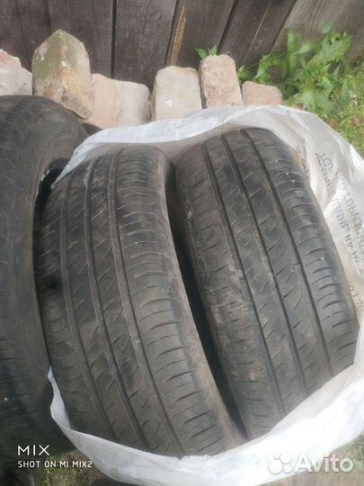 Kumho Ecowing ES01 KH27 215/65 R16 98