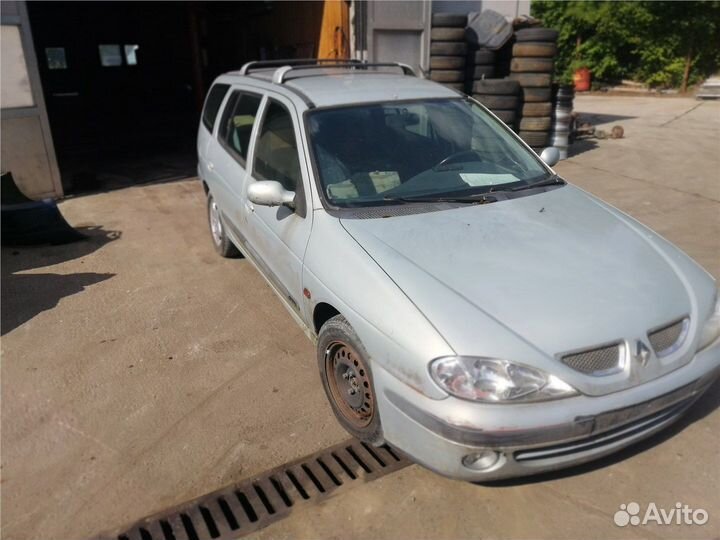 Разбор на запчасти Renault Megane