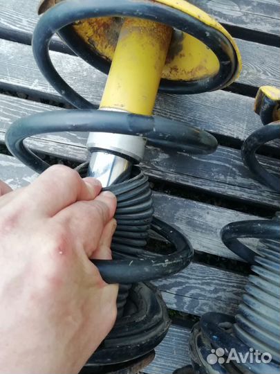 Передние стойки Bilstein