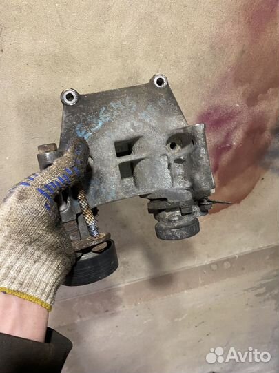 Кронштейн гур bmw e46 m43b19