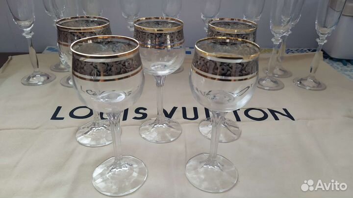 Хрустальные бокалы для шампанского