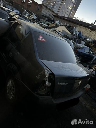 В разборе Рено логан 1.4