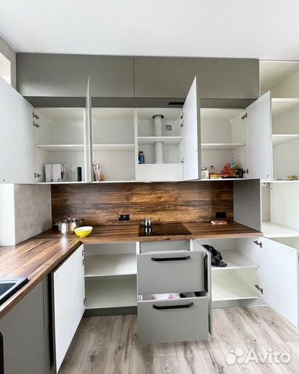 Кухонный гарнитур «Эмейзинг»