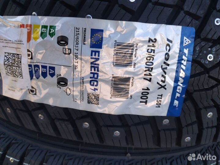 Triangle IcelynX TI501 215/60 R17