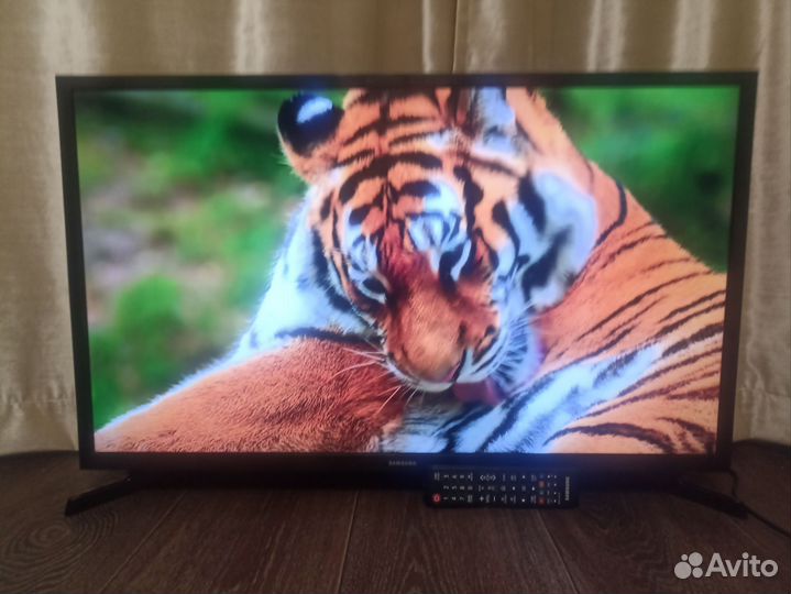 Телевизор samsung SMART tv 32