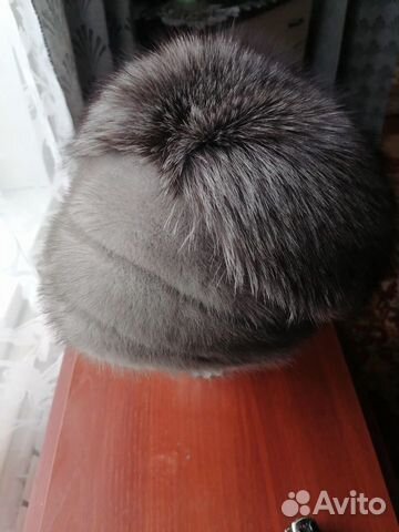 Женская шапка