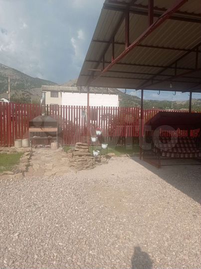 Дом 145 м² на участке 5 сот.