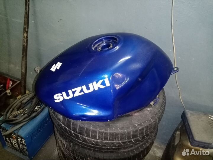 Бак Suzuki rf