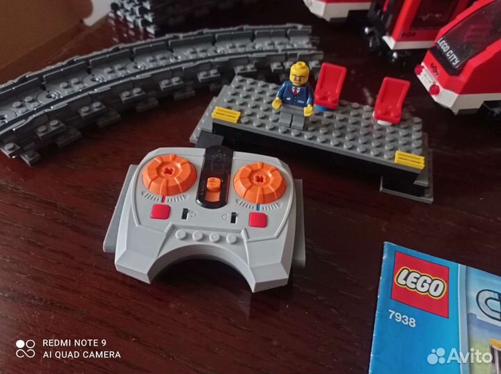 Лего пассажирский поезд 7938