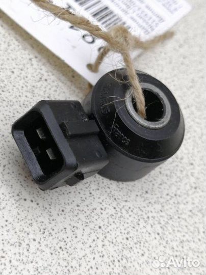 Датчик детонации Nissan Liberty RM12 QR20DE