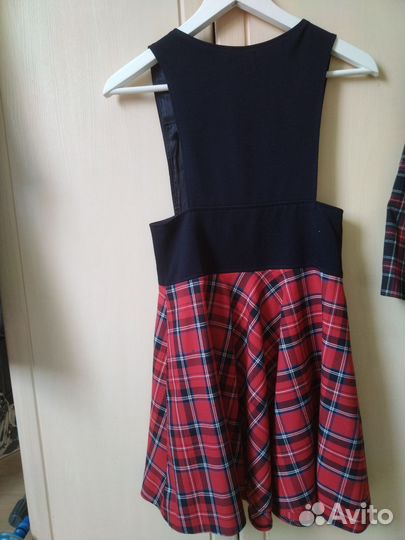 Школьная форма для девочки 134-140 клетка