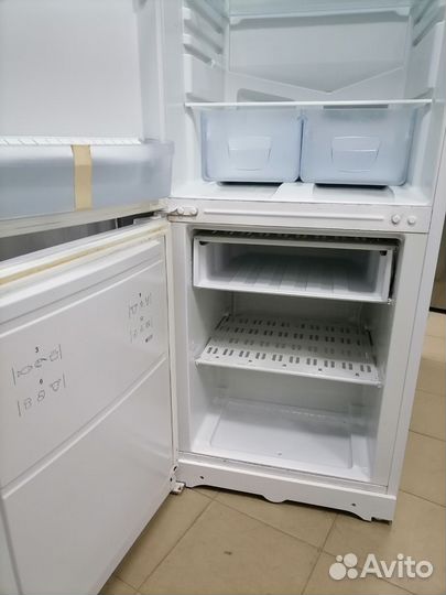 Холодильник Hotpoint Ariston rmba1185.LV.022
